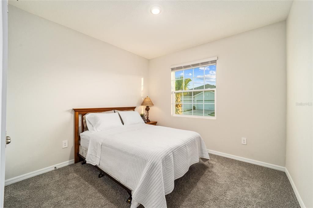 Activo con contrato: $299,500 (2 camas, 2 baños, 1571 Pies cuadrados)