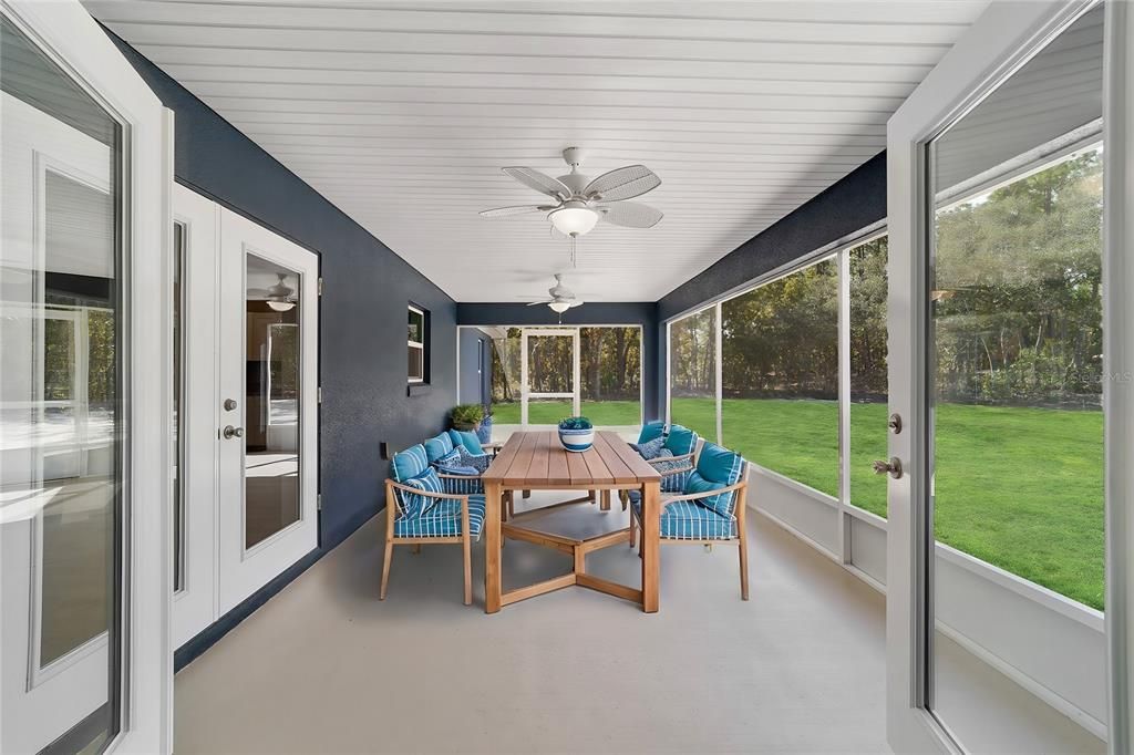 Active With Contract: $285,000 (3 beds, 2 baths, 1445 Square Feet)