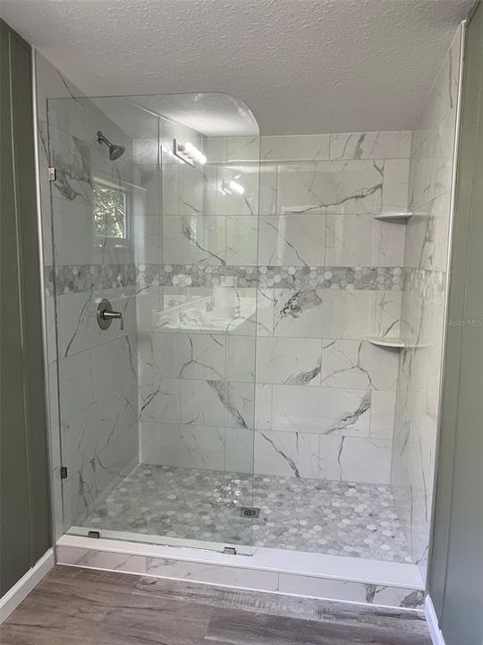 待售: $195,000 (3 贝兹, 2 浴室, 1350 平方英尺)