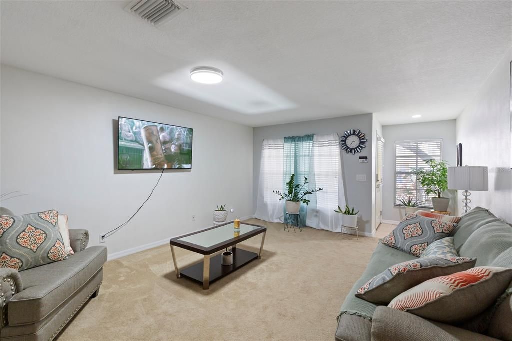 For Sale: $205,000 (2 beds, 2 baths, 1532 Square Feet)