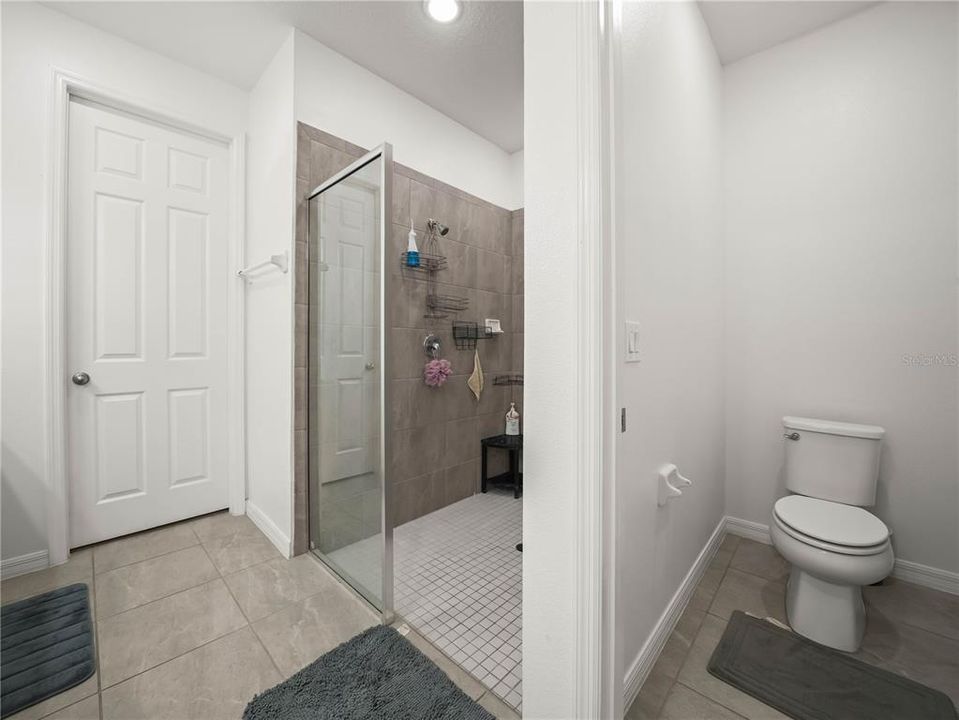 На продажу: $350,000 (3 спален, 2 ванн, 1584 Квадратных фут)