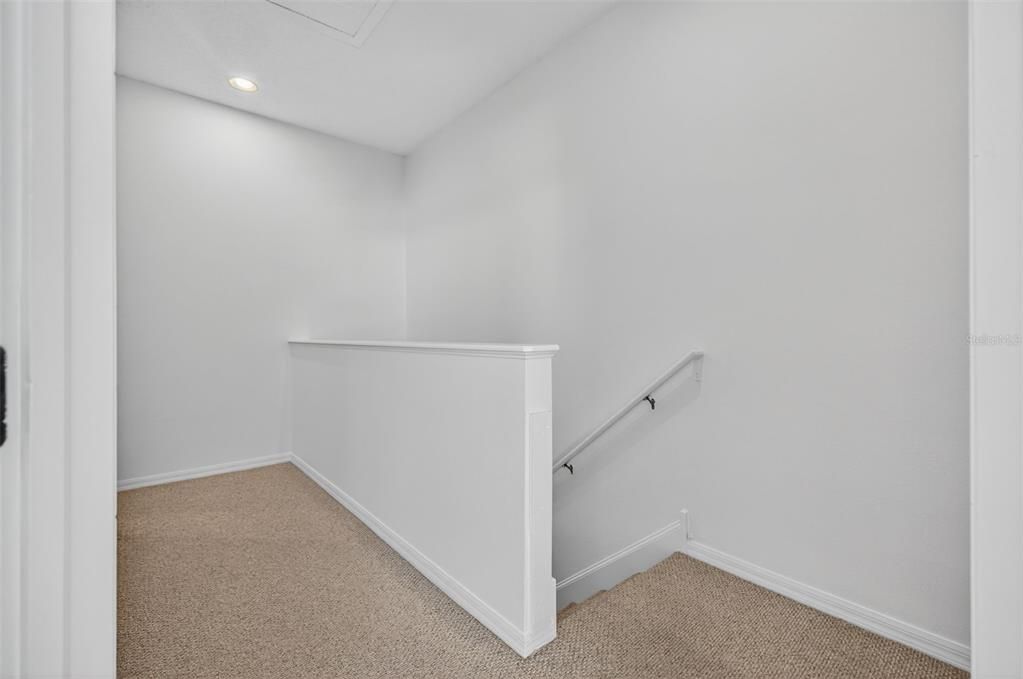 合同活跃: $339,900 (3 贝兹, 2 浴室, 1343 平方英尺)