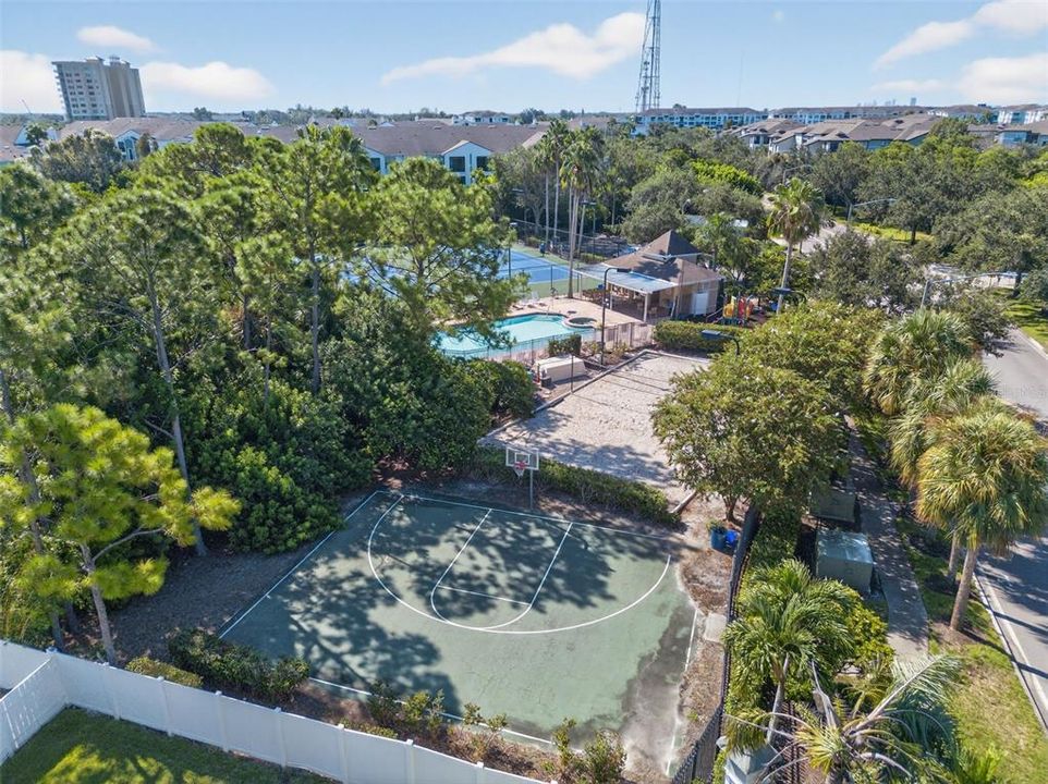 合同活跃: $339,900 (3 贝兹, 2 浴室, 1343 平方英尺)