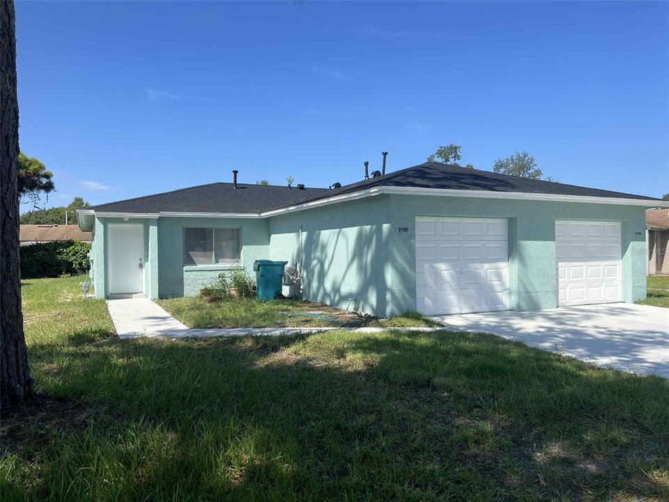 Active With Contract: $1,700 (3 beds, 2 baths, 1860 Square Feet)