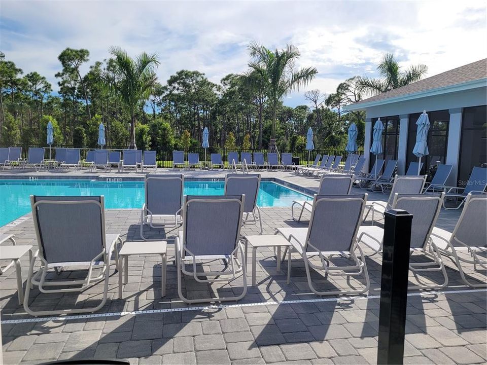 For Rent: $1,800 (2 beds, 2 baths, 1564 Square Feet)