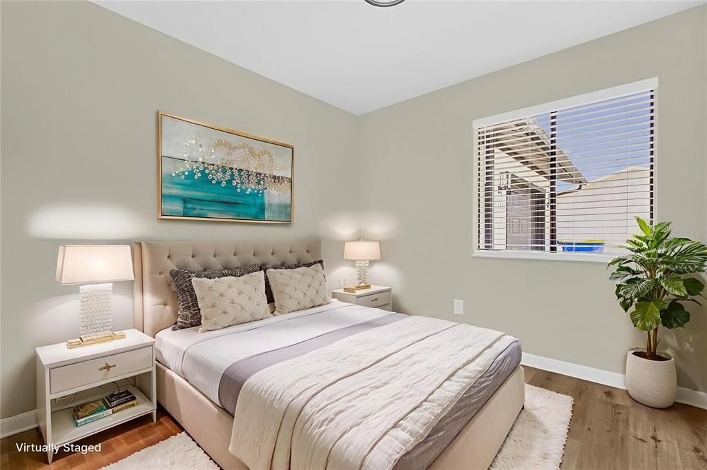 For Sale: $302,900 (4 beds, 2 baths, 1352 Square Feet)