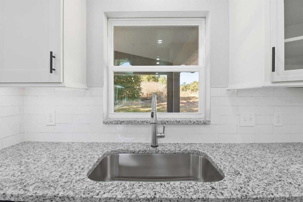 For Sale: $364,900 (3 beds, 2 baths, 1538 Square Feet)