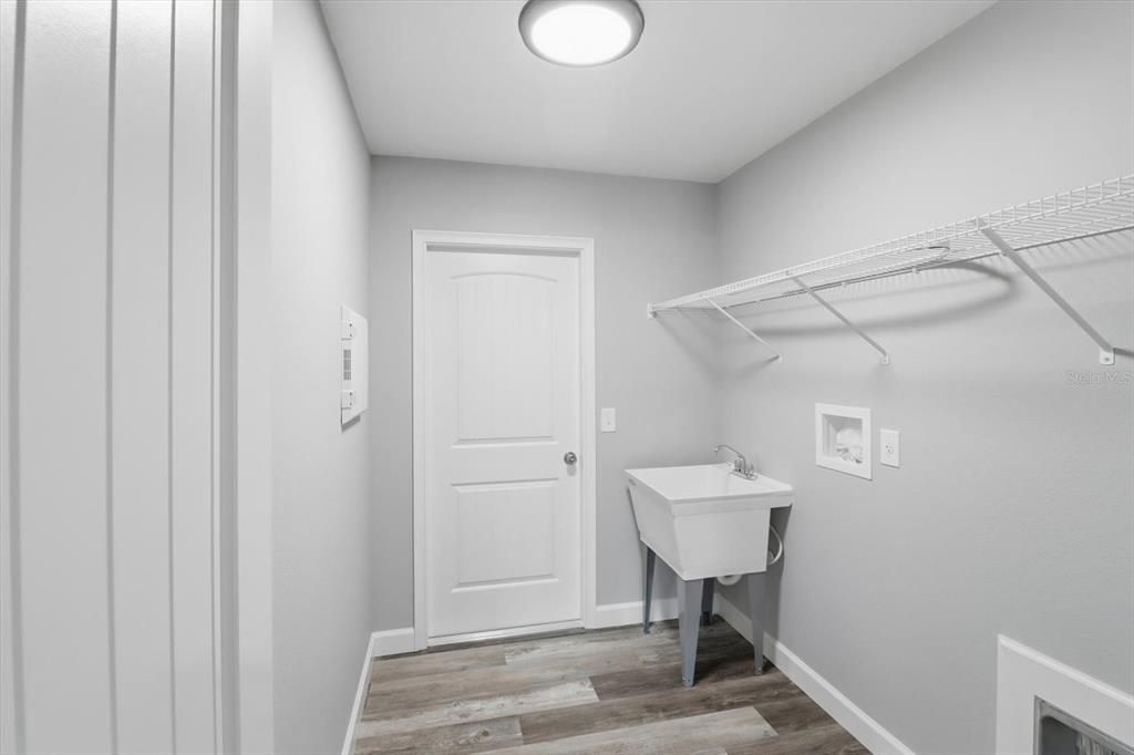 For Sale: $364,900 (3 beds, 2 baths, 1538 Square Feet)