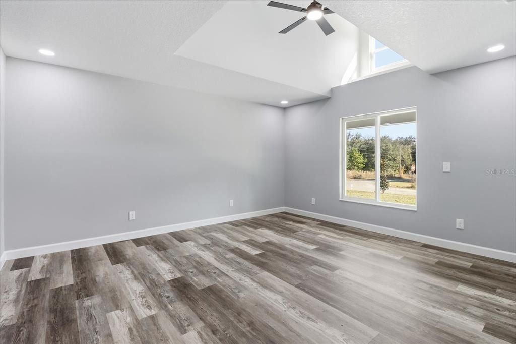 For Sale: $364,900 (3 beds, 2 baths, 1538 Square Feet)