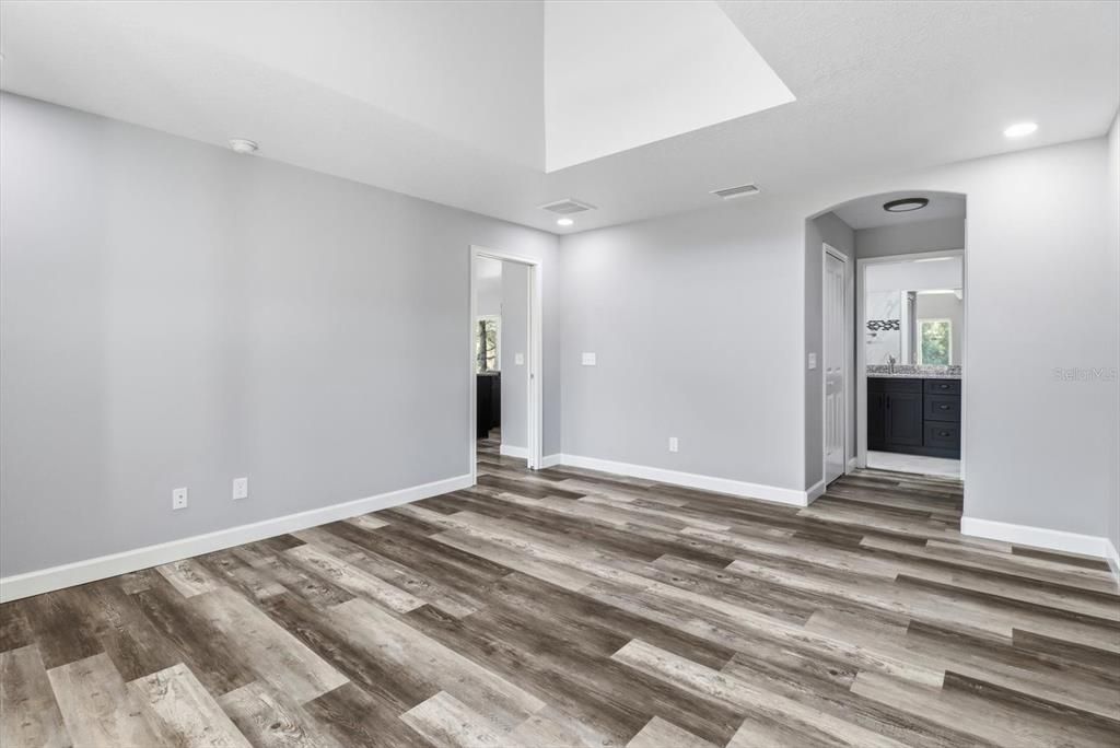 For Sale: $364,900 (3 beds, 2 baths, 1538 Square Feet)