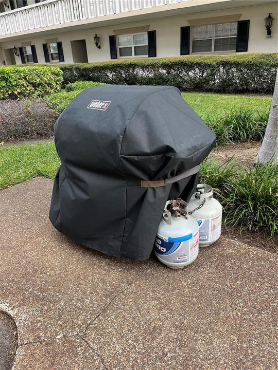 En Venta: $296,000 (2 camas, 2 baños, 1300 Pies cuadrados)