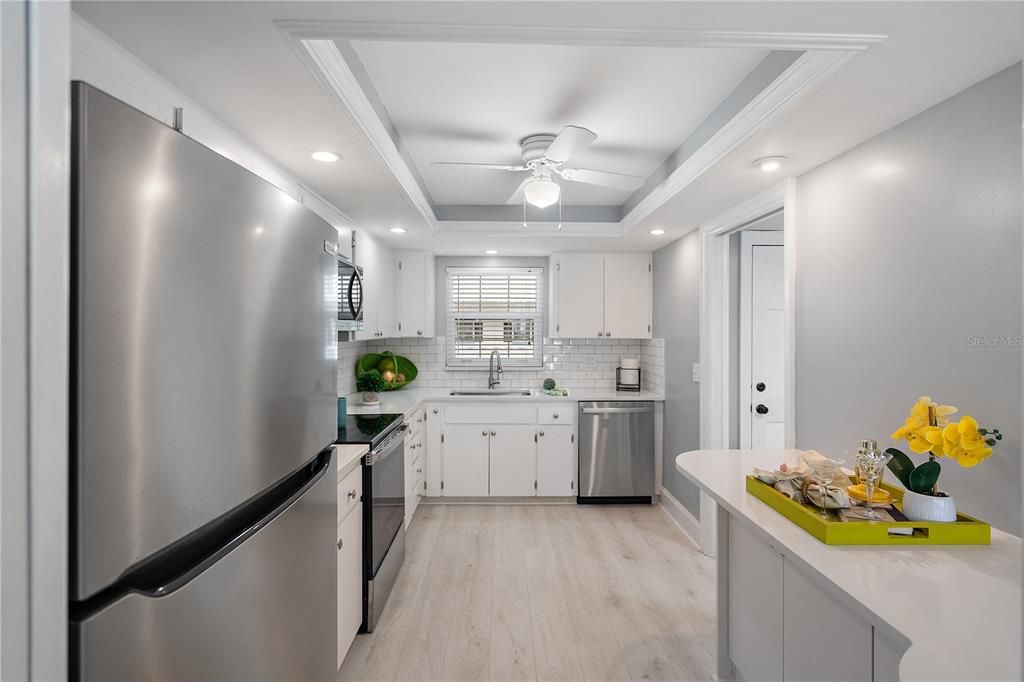 En Venta: $296,000 (2 camas, 2 baños, 1300 Pies cuadrados)