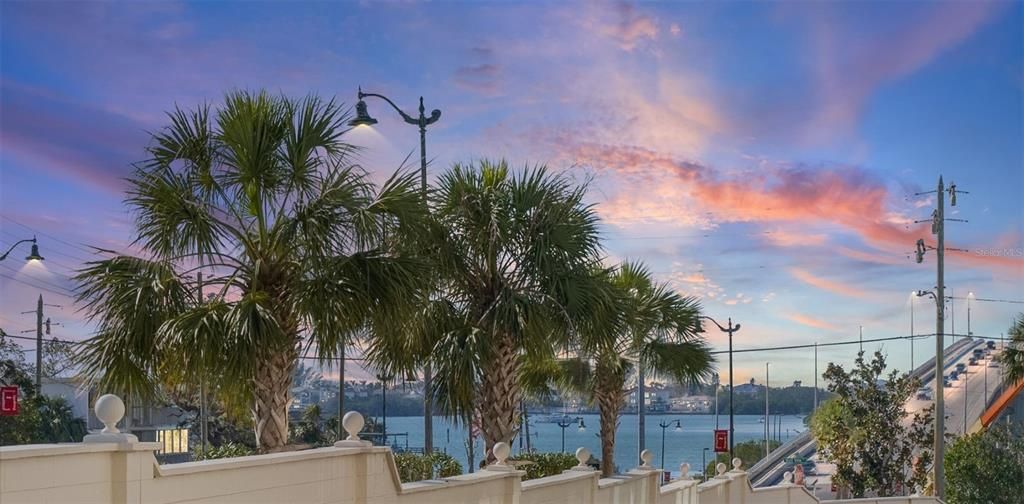 En Venta: $296,000 (2 camas, 2 baños, 1300 Pies cuadrados)