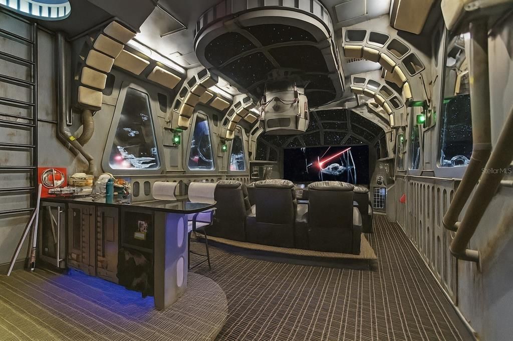 For Sale: $14,500,000 (7 beds, 7 baths, 10740 Square Feet)