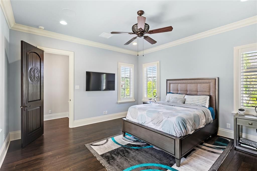 For Sale: $14,500,000 (7 beds, 7 baths, 10740 Square Feet)