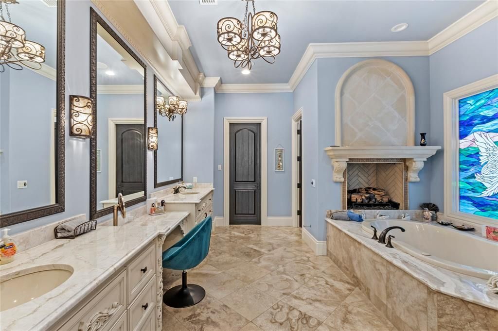 For Sale: $14,500,000 (7 beds, 7 baths, 10740 Square Feet)