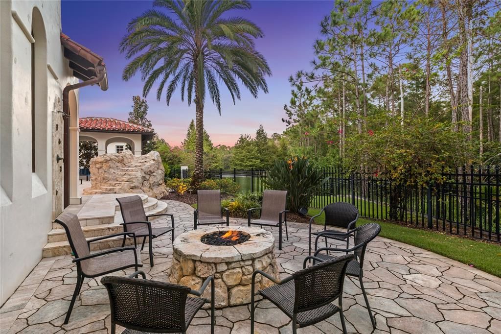 For Sale: $14,500,000 (7 beds, 7 baths, 10740 Square Feet)