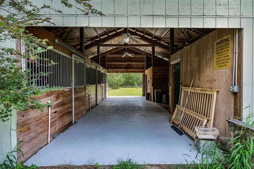 待售: $700,000 (3 贝兹, 2 浴室, 2394 平方英尺)