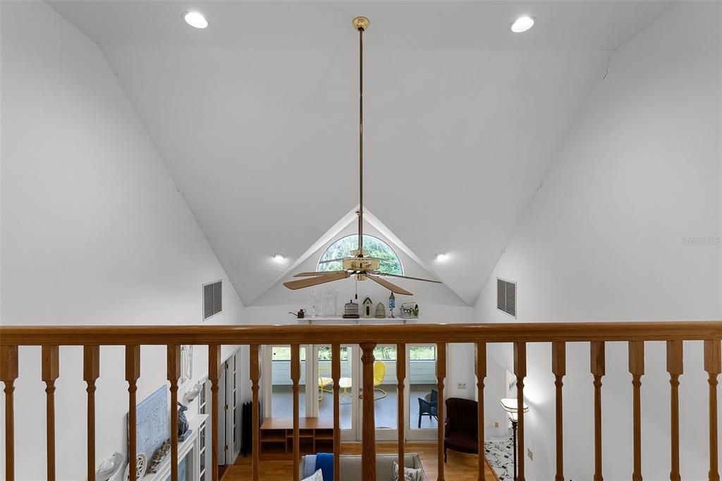 待售: $700,000 (3 贝兹, 2 浴室, 2394 平方英尺)