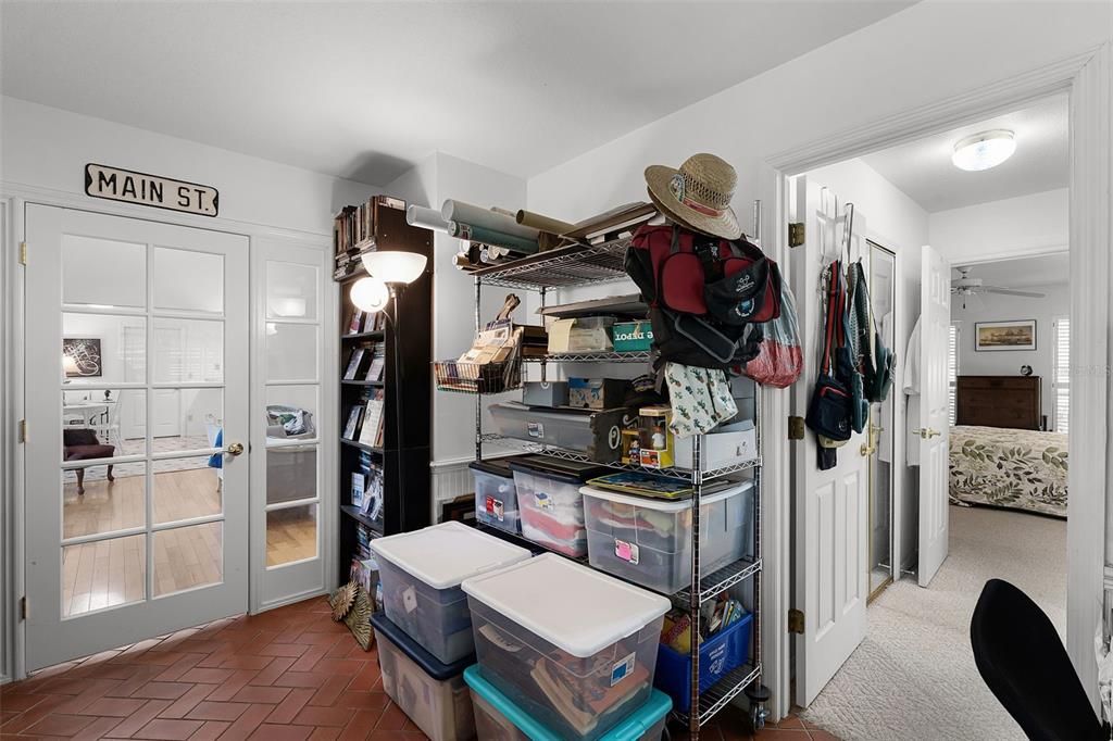 待售: $700,000 (3 贝兹, 2 浴室, 2394 平方英尺)