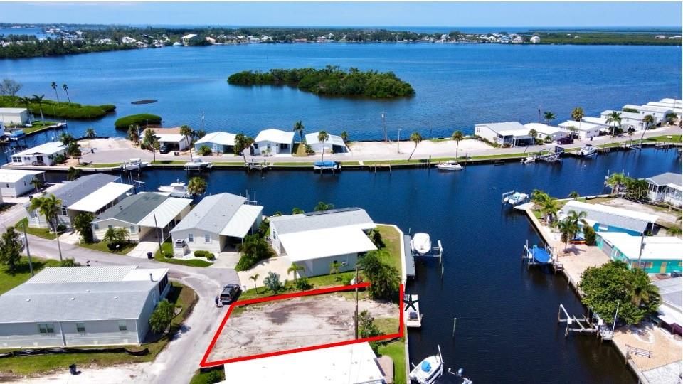 待售: $100,000 (0.09 acres)