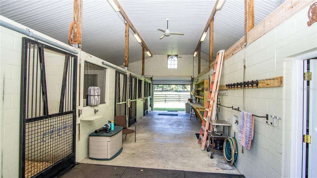 En Venta: $2,599,000 (5 camas, 4 baños, 4871 Pies cuadrados)