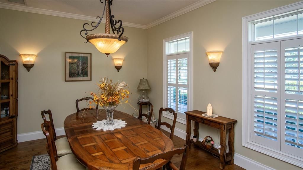 En Venta: $2,599,000 (5 camas, 4 baños, 4871 Pies cuadrados)