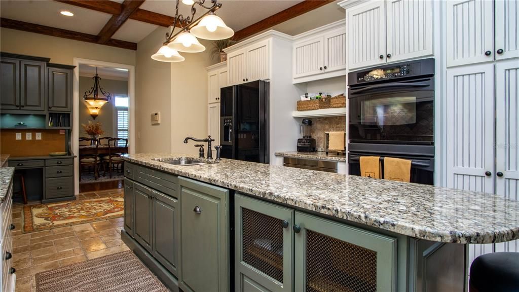 En Venta: $2,599,000 (5 camas, 4 baños, 4871 Pies cuadrados)