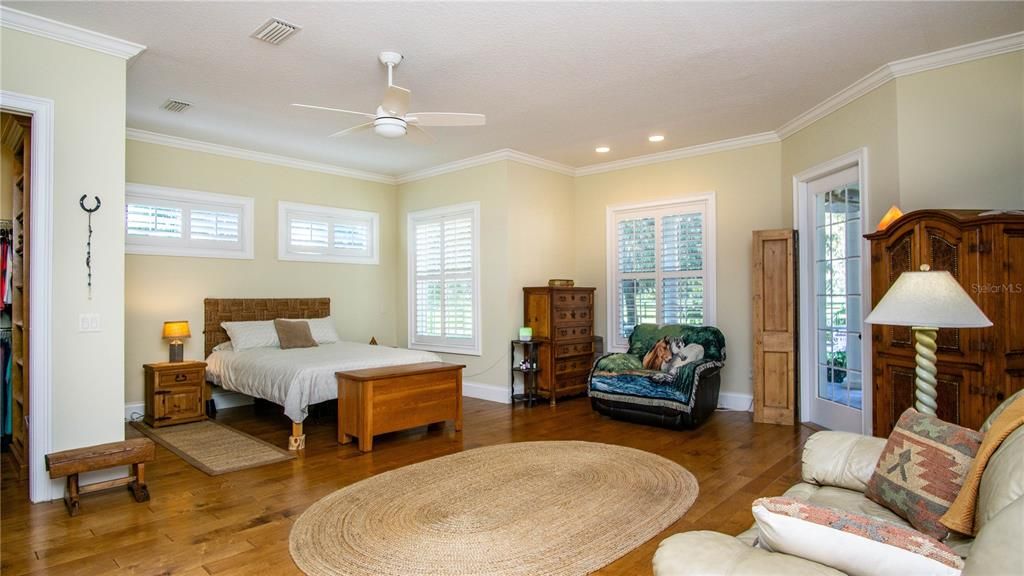 En Venta: $2,599,000 (5 camas, 4 baños, 4871 Pies cuadrados)