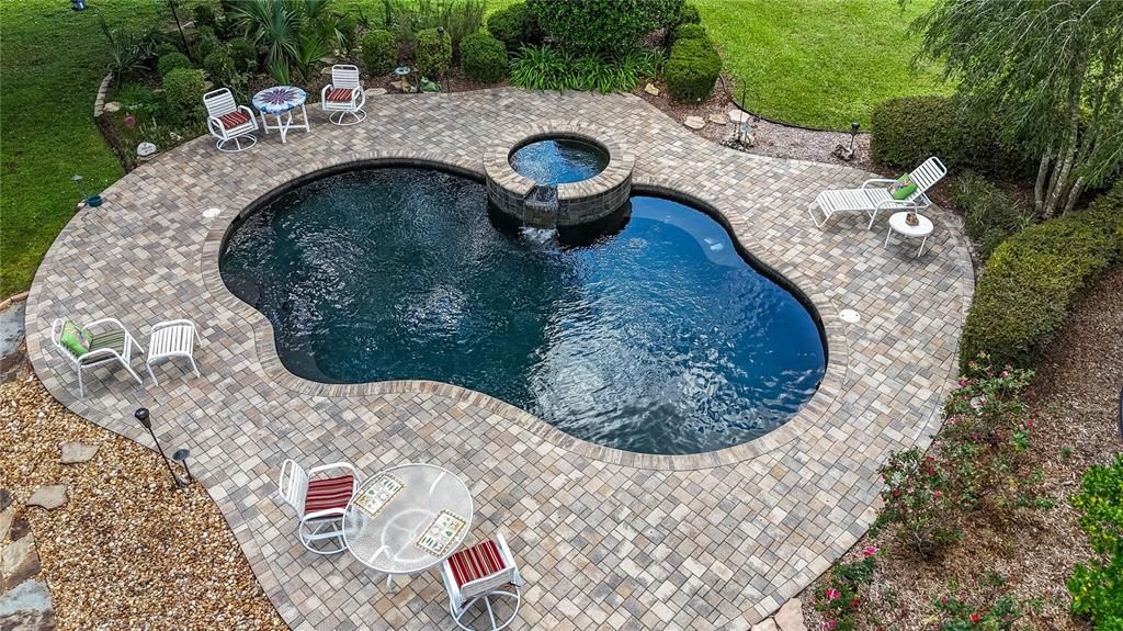 En Venta: $2,599,000 (5 camas, 4 baños, 4871 Pies cuadrados)