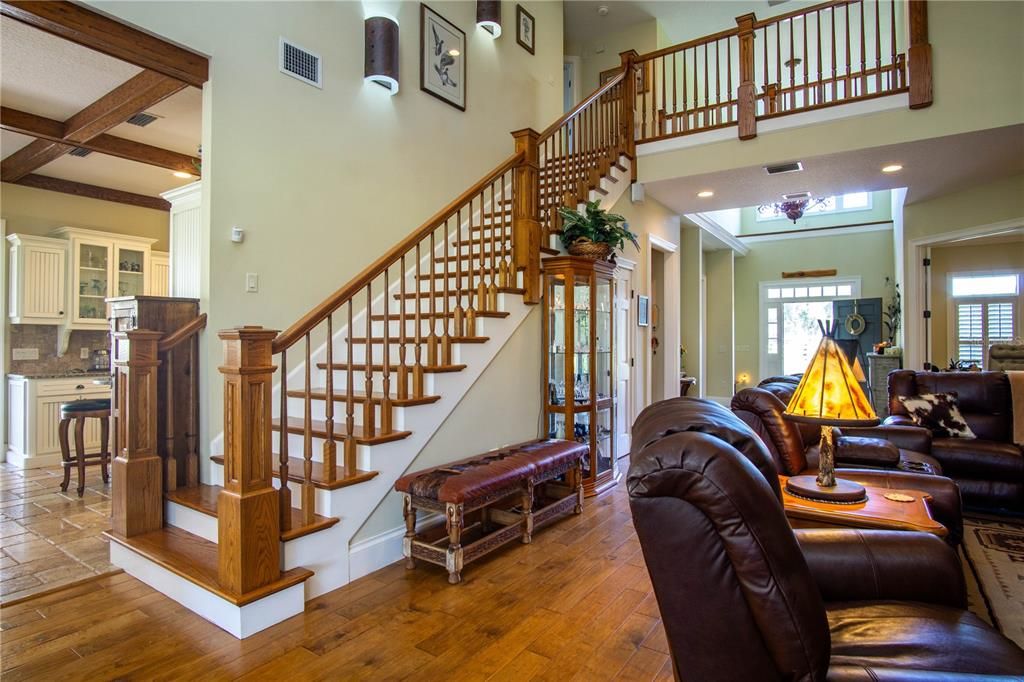 En Venta: $2,599,000 (5 camas, 4 baños, 4871 Pies cuadrados)