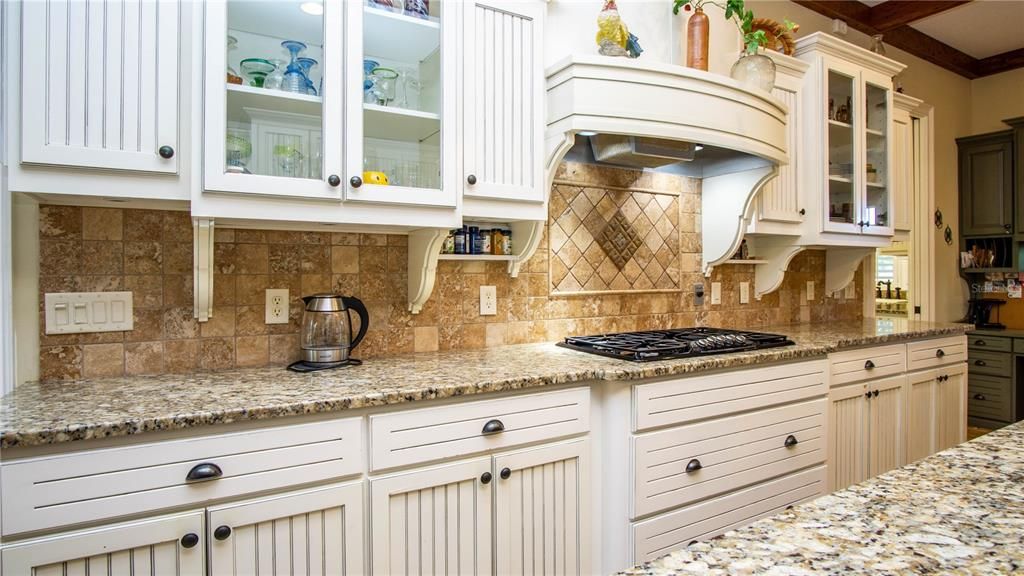 En Venta: $2,599,000 (5 camas, 4 baños, 4871 Pies cuadrados)