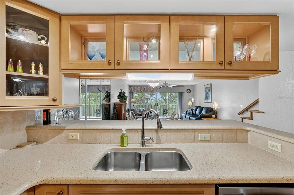 For Sale: $519,000 (3 beds, 4 baths, 2174 Square Feet)