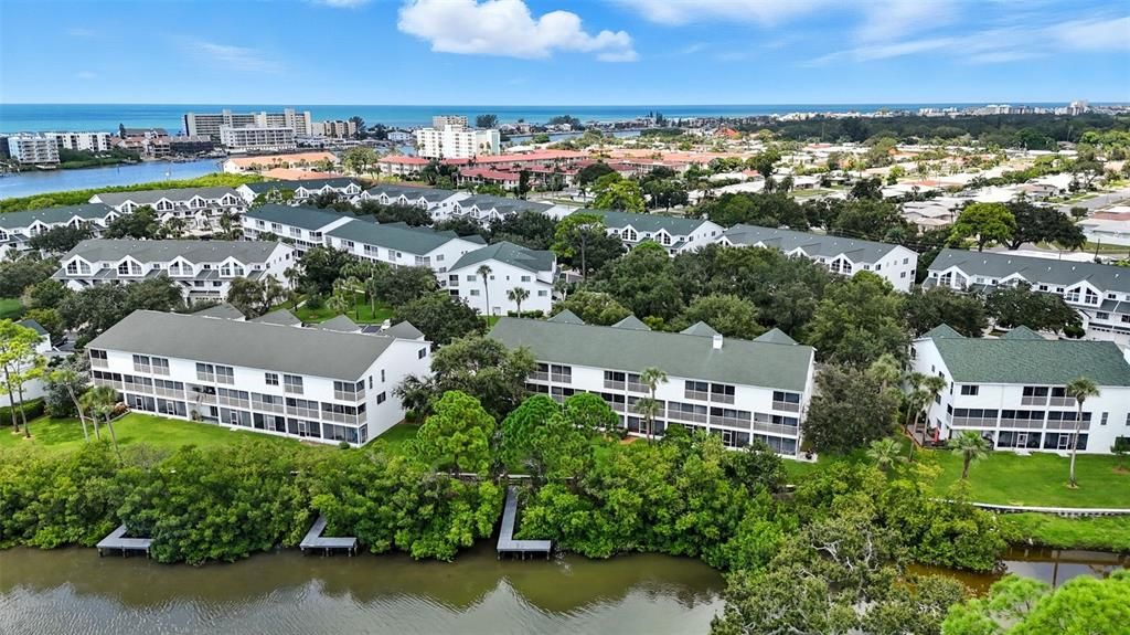 For Sale: $519,000 (3 beds, 4 baths, 2174 Square Feet)