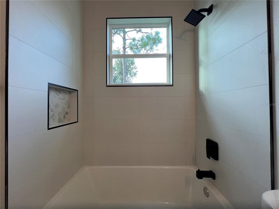 En Venta: $495,000 (4 camas, 3 baños, 1818 Pies cuadrados)