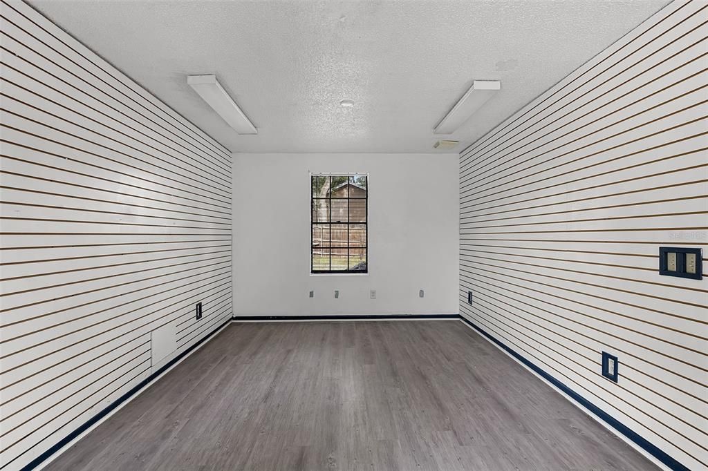 En Venta: $475,000 (0 camas, 0 baños, 1677 Pies cuadrados)