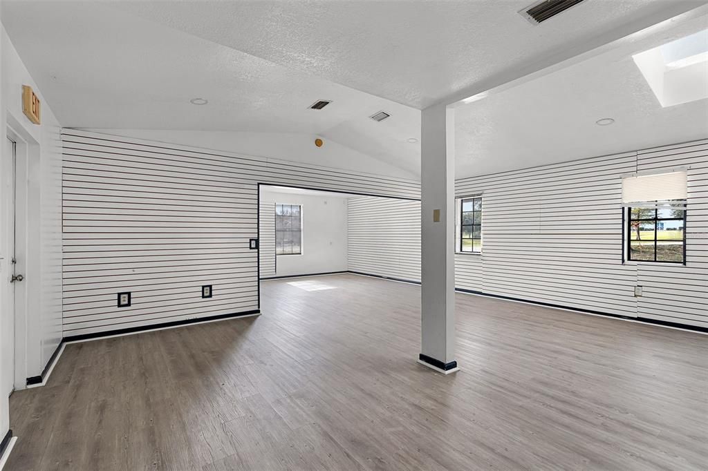 En Venta: $475,000 (0 camas, 0 baños, 1677 Pies cuadrados)