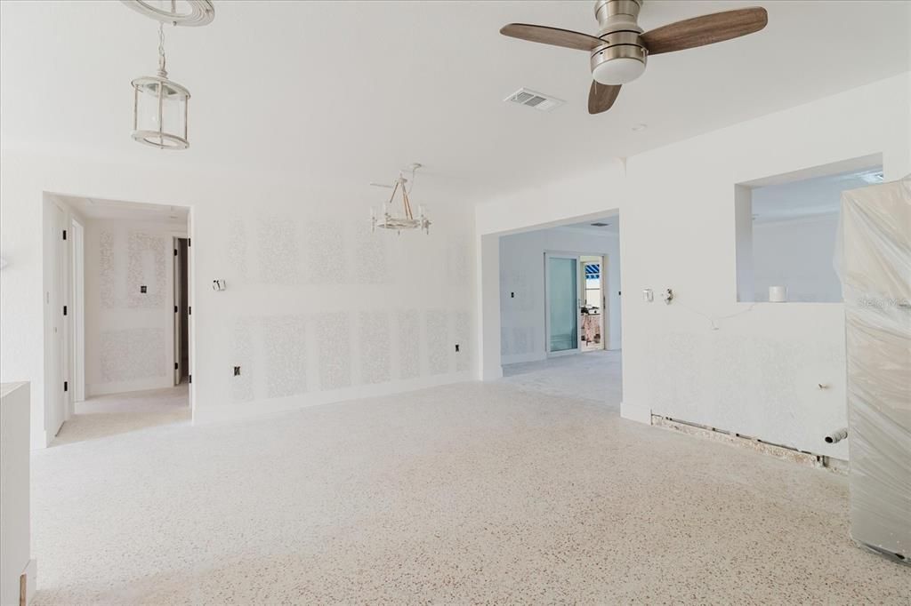 For Sale: $740,000 (3 beds, 3 baths, 2300 Square Feet)