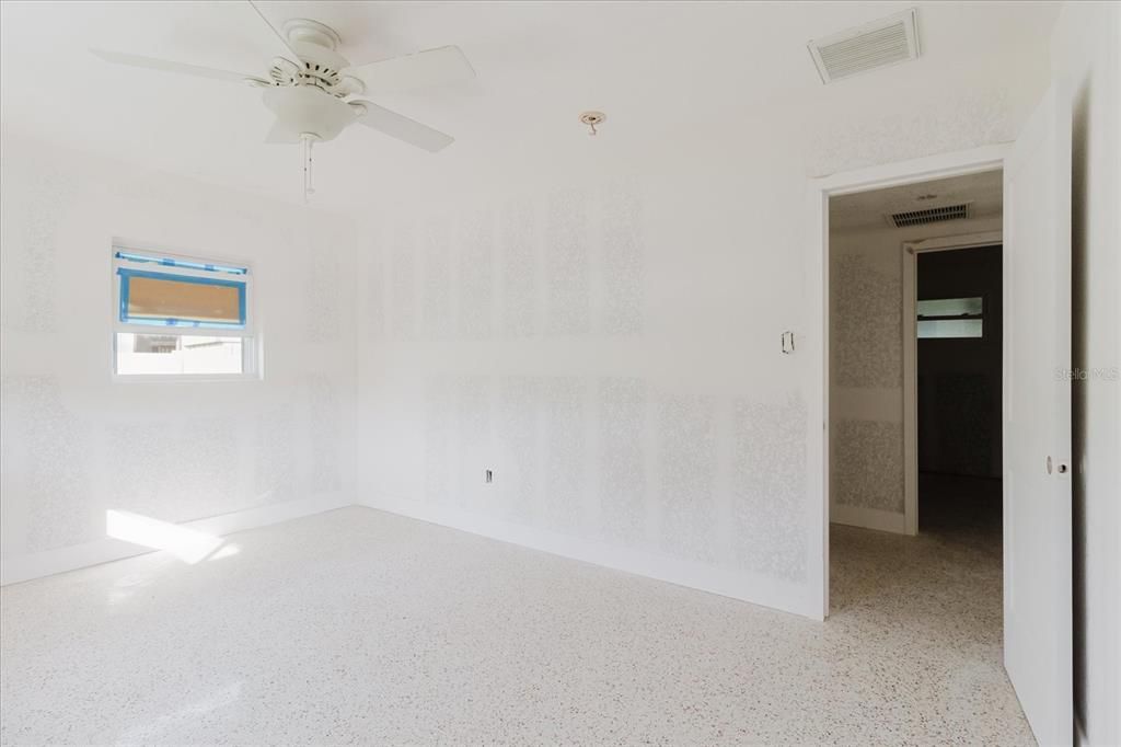 For Sale: $740,000 (3 beds, 3 baths, 2300 Square Feet)