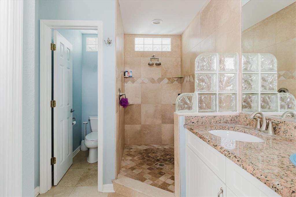 For Sale: $740,000 (3 beds, 3 baths, 2300 Square Feet)