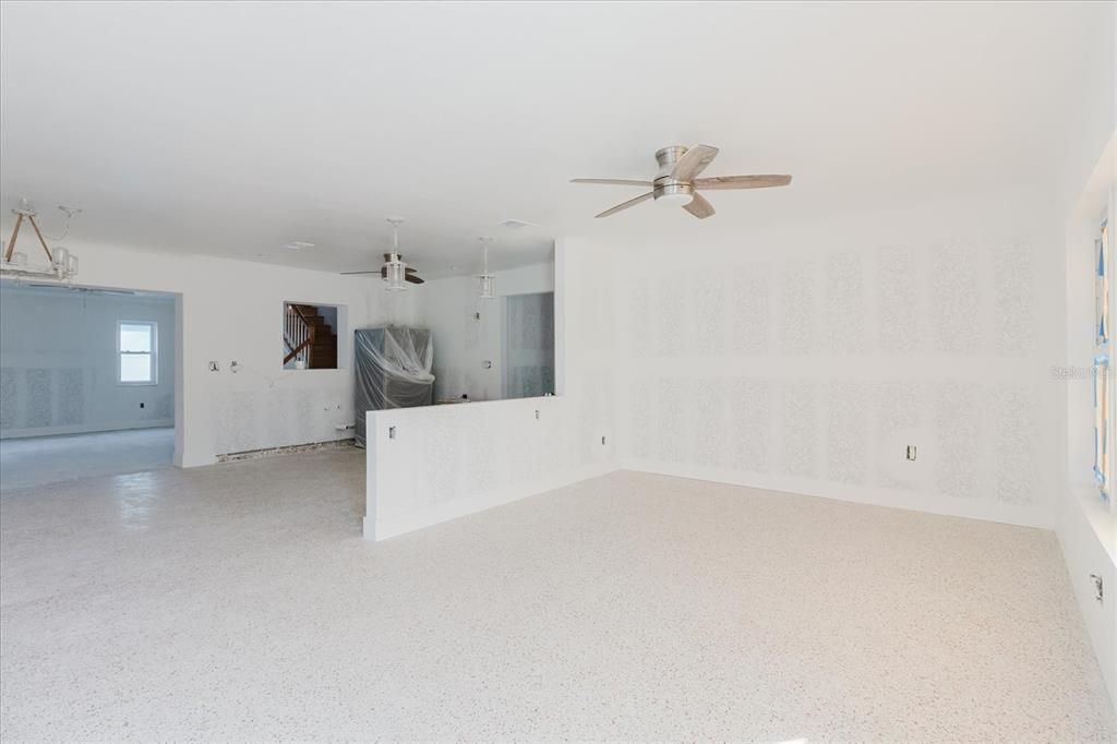 For Sale: $740,000 (3 beds, 3 baths, 2300 Square Feet)