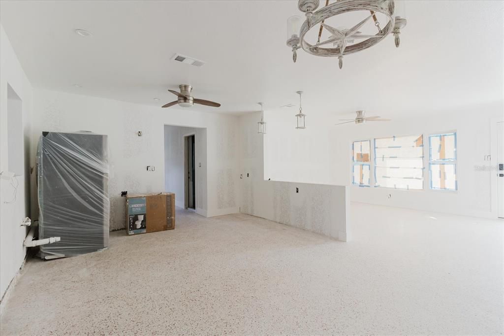 For Sale: $740,000 (3 beds, 3 baths, 2300 Square Feet)