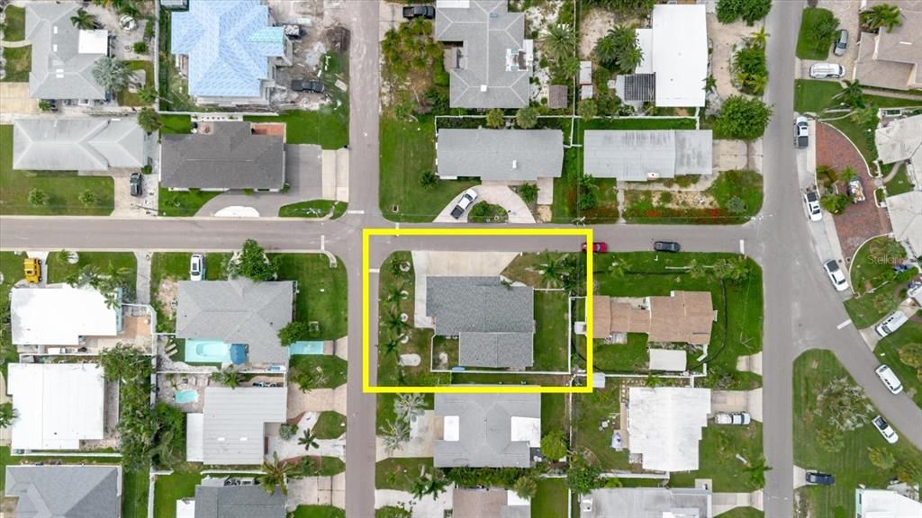 For Sale: $740,000 (3 beds, 3 baths, 2300 Square Feet)