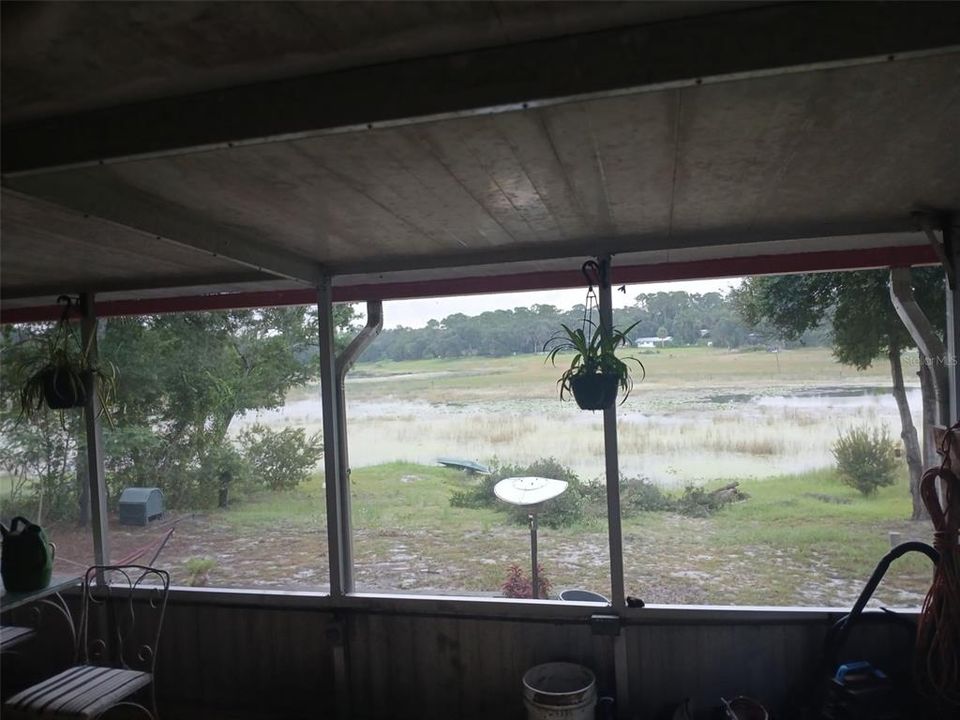 На продажу: $109,000 (2 спален, 2 ванн, 1248 Квадратных фут)