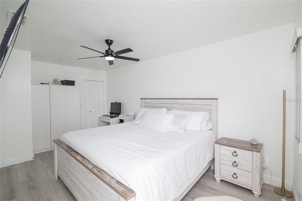 Под контрактом: $1,800 (2 спален, 2 ванн, 1492 Квадратных фут)