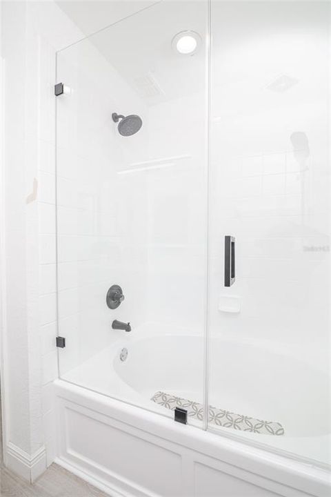 Под контрактом: $1,800 (2 спален, 2 ванн, 1492 Квадратных фут)