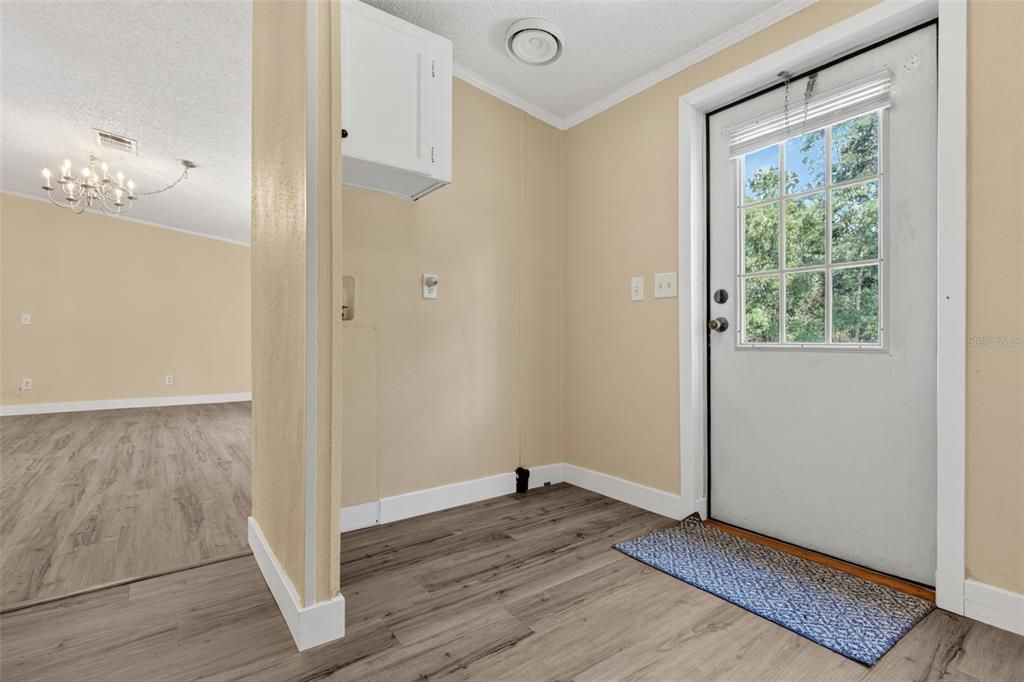 En Venta: $250,000 (4 camas, 2 baños, 1820 Pies cuadrados)