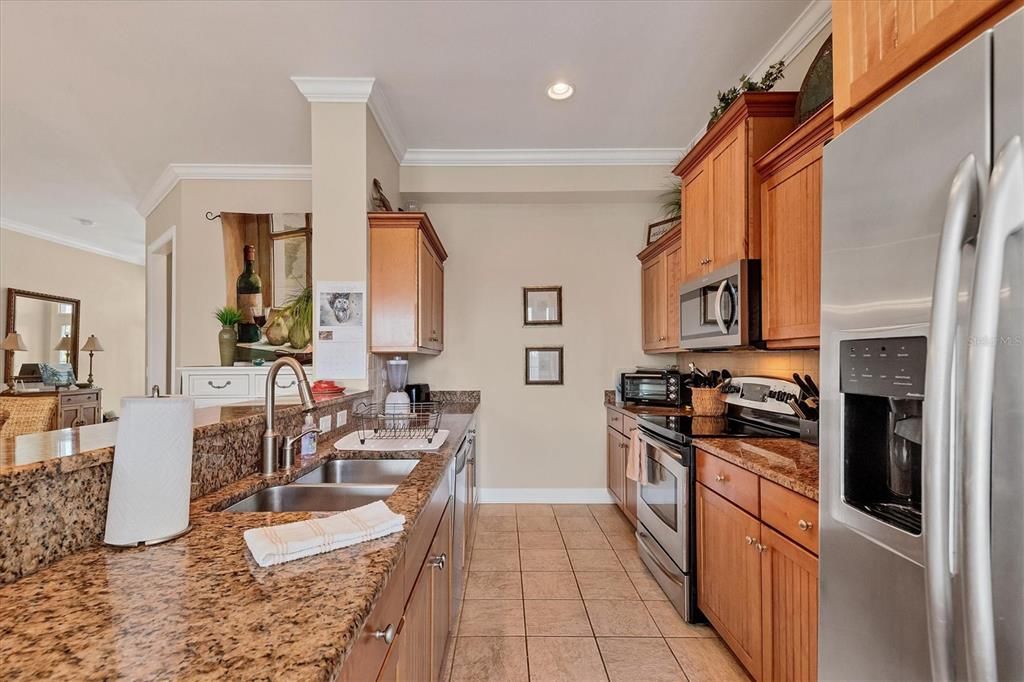 En Renta: $2,950 (4 camas, 3 baños, 2208 Pies cuadrados)