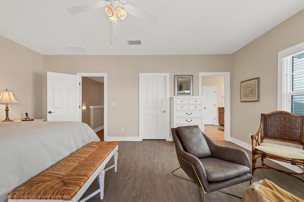 En Renta: $2,950 (4 camas, 3 baños, 2208 Pies cuadrados)