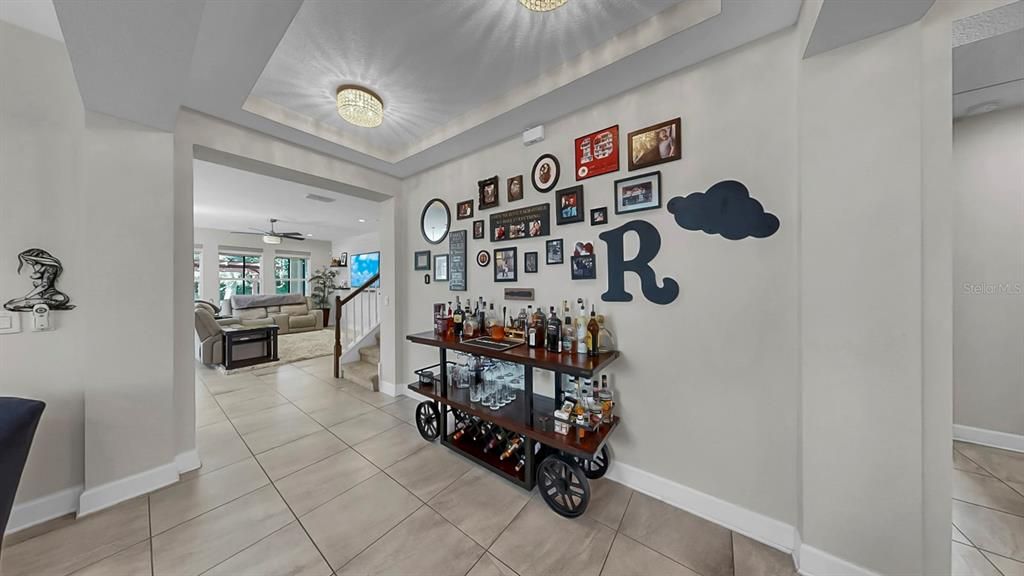 En Venta: $683,000 (5 camas, 3 baños, 2939 Pies cuadrados)